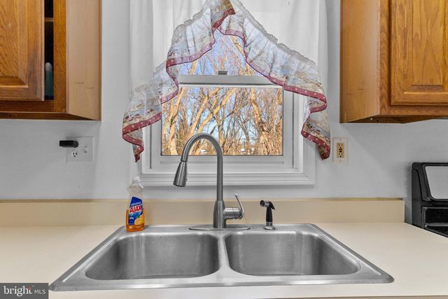 120 DARTMOUTH RD, Pennsville, NJ 08070