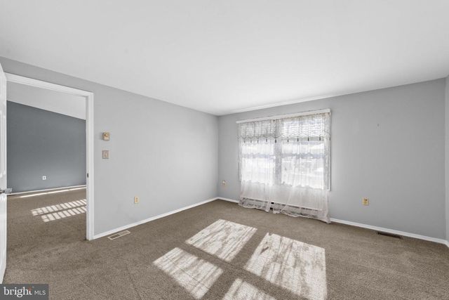 120 DARTMOUTH RD, Pennsville, NJ 08070