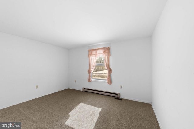 120 DARTMOUTH RD, Pennsville, NJ 08070