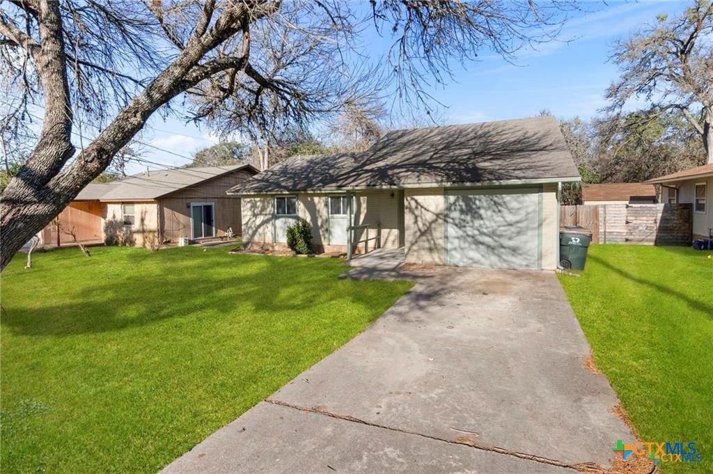 2016 Nevada Street, San Marcos, TX 78666