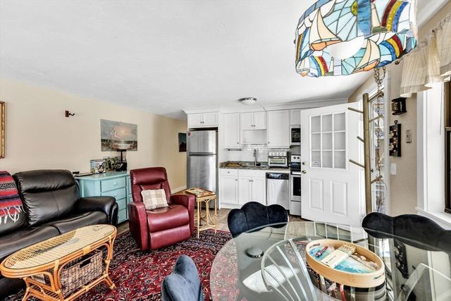 844 Route 28 7B, Yarmouth, MA 02664