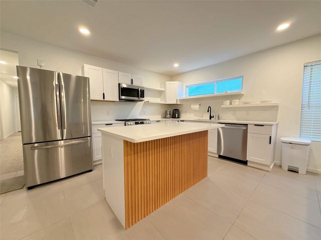 5227 Saint Charles Avenue, Dallas, TX 75223