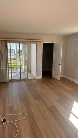 4098 Yarmouth E 4098, Boca Raton, FL 33434