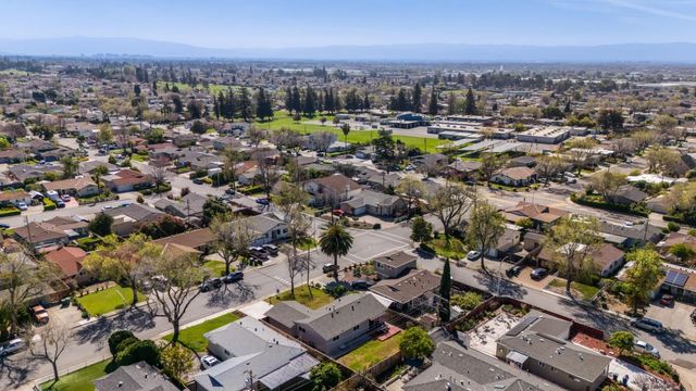 1787 Canton Drive, Milpitas, CA 95035