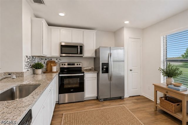 219 NW 25th TER, Cape Coral, FL 33993