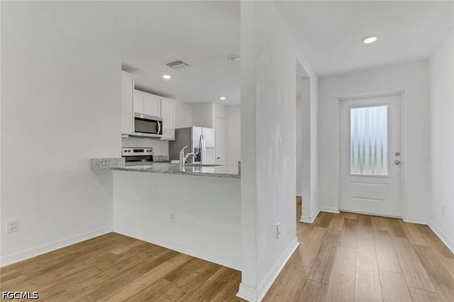 219 NW 25th TER, Cape Coral, FL 33993