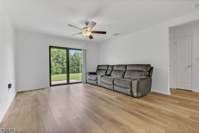 219 NW 25th TER, Cape Coral, FL 33993