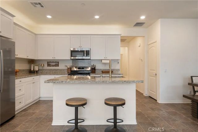 16502 Casa Grande 422, Fontana, CA 92336