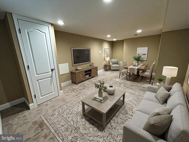 29 HENRY AVE, Nottingham, MD 21236