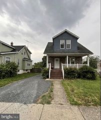 29 HENRY AVE, Nottingham, MD 21236