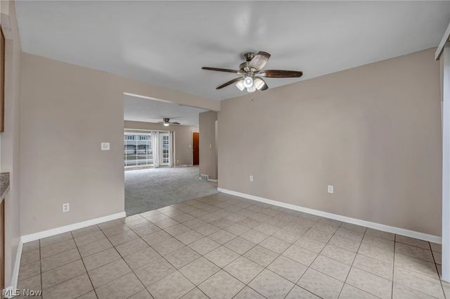 337 University Avenue, Elyria, OH 44035