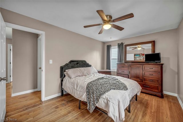 337 University Avenue, Elyria, OH 44035