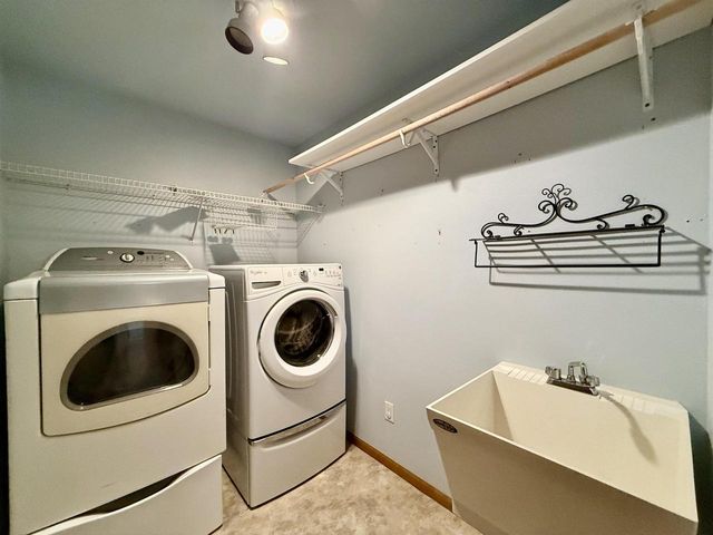 975 WHIPPOORWILL LANE, Fond Du Lac, WI 54935