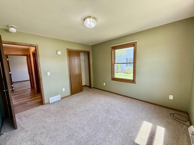 975 WHIPPOORWILL LANE, Fond Du Lac, WI 54935