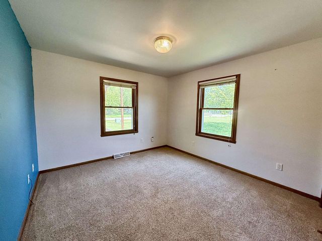 975 WHIPPOORWILL LANE, Fond Du Lac, WI 54935