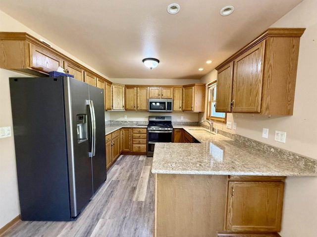 975 WHIPPOORWILL LANE, Fond Du Lac, WI 54935