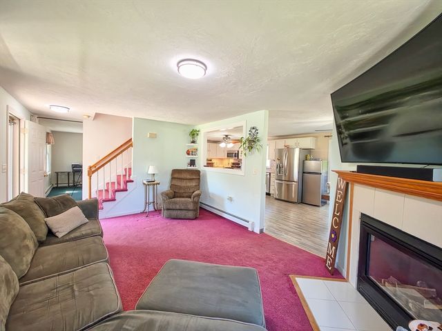 51 Jamies Path, Plymouth, MA 02360