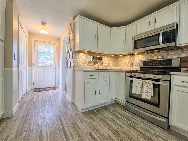 51 Jamies Path, Plymouth, MA 02360