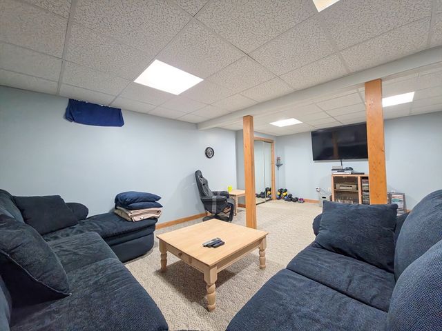 51 Jamies Path, Plymouth, MA 02360