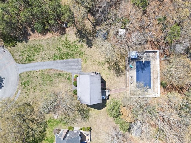 51 Jamies Path, Plymouth, MA 02360