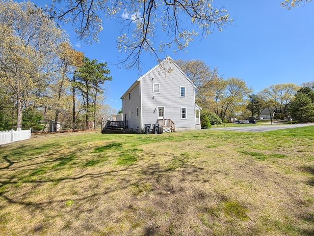 51 Jamies Path, Plymouth, MA 02360