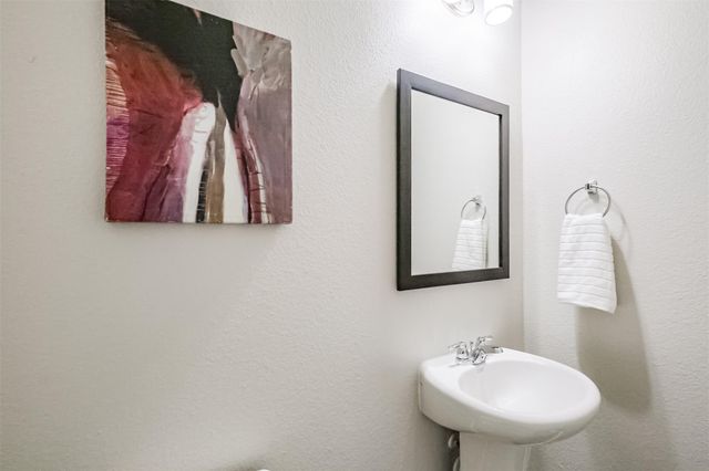 703 Majestic Eagle Court, Houston, TX 77090