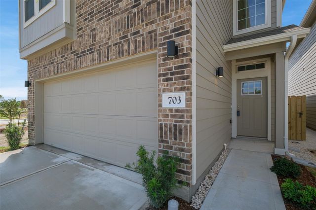 703 Majestic Eagle Court, Houston, TX 77090