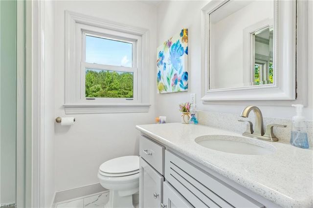 5585 Ware Neck RD, Gloucester, VA 23061