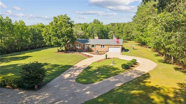 5585 Ware Neck RD, Gloucester, VA 23061