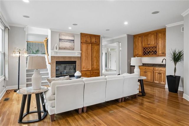 13232 Falmouth Street, Leawood, KS 66209