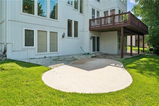 13232 Falmouth Street, Leawood, KS 66209