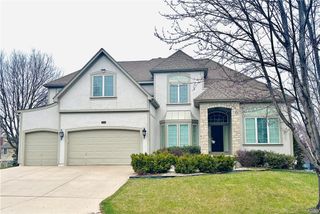 13232 Falmouth Street, Leawood, KS 66209