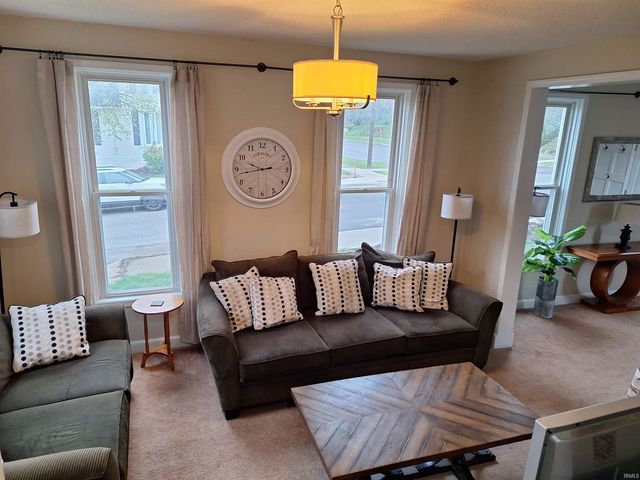 253 W tipton Street, Huntington, IN 46750