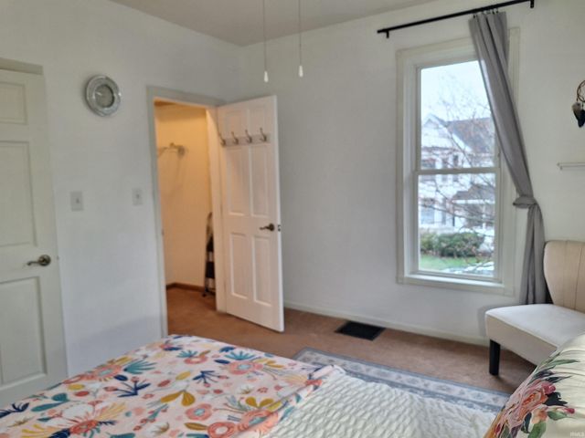 253 W tipton Street, Huntington, IN 46750