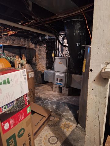 253 W tipton Street, Huntington, IN 46750