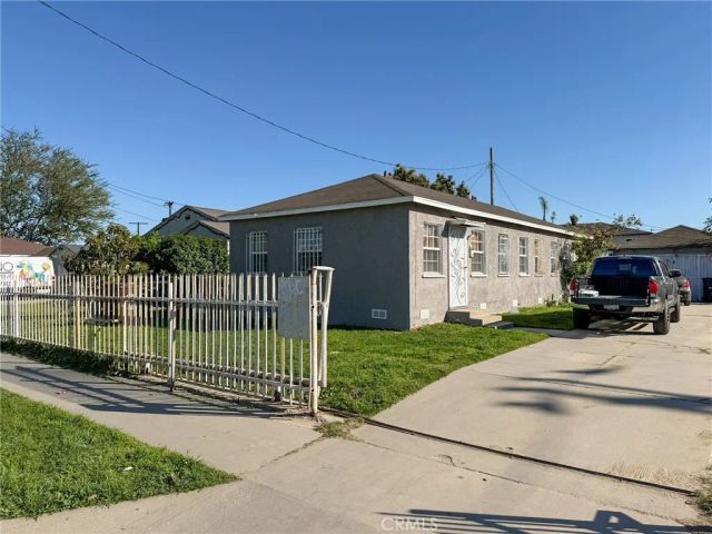 804 E Oaks, Compton, CA 90221