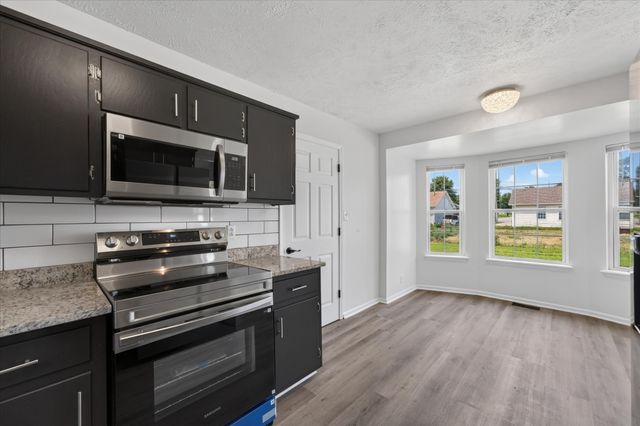529 Gainey Dr, Oak Grove, KY 42262