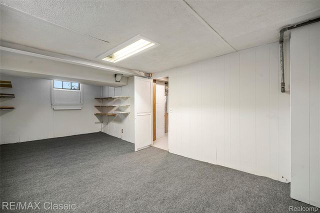 635 Wesbrook Street, Pontiac, MI 48340