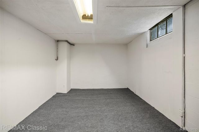 635 Wesbrook Street, Pontiac, MI 48340