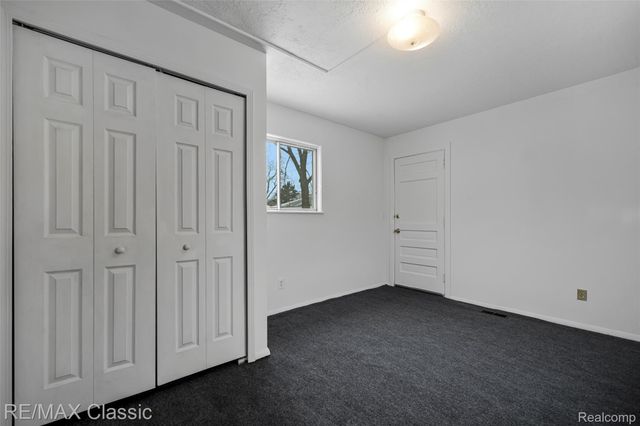 635 Wesbrook Street, Pontiac, MI 48340