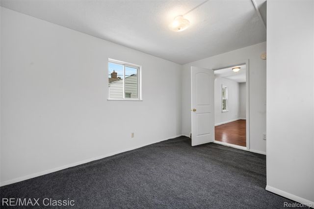 635 Wesbrook Street, Pontiac, MI 48340