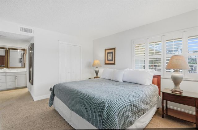 29130 BAY HOLLOW DRIVE 3312, Wesley Chapel, FL 33543