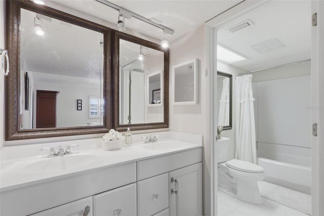 29130 BAY HOLLOW DRIVE 3312, Wesley Chapel, FL 33543