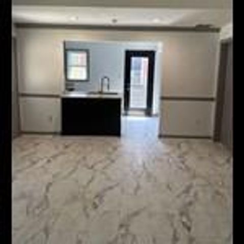 436 W Lake Avenue NW, Atlanta, GA 30318