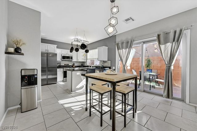 8967 Lanta Island Avenue, Las Vegas, NV 89148