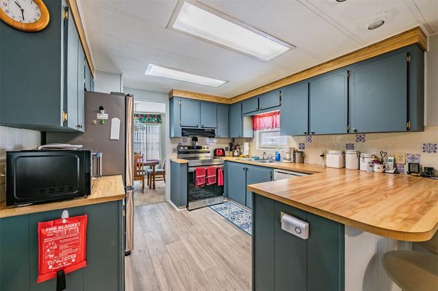 1610 REYNOLDS ROAD 204, Lakeland, FL 33801