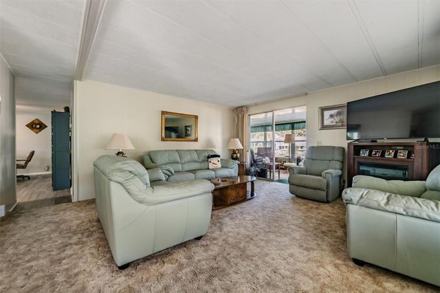 1610 REYNOLDS ROAD 204, Lakeland, FL 33801