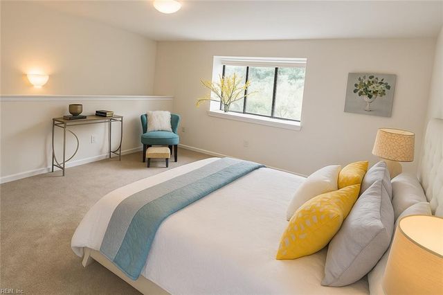 1081 Chinquapin LN, Virginia Beach, VA 23451