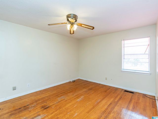 120 WEST CREST ROAD, Hueytown, AL 35023