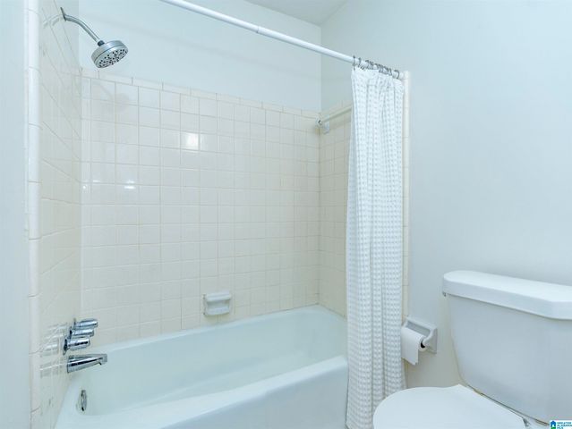 120 WEST CREST ROAD, Hueytown, AL 35023